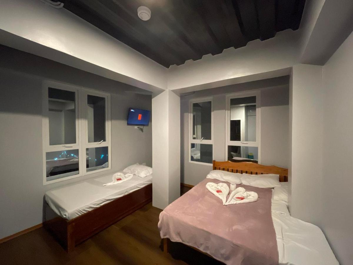 L Cafe Restobar & Lyn'S Guest House San Juan  Ngoại thất bức ảnh