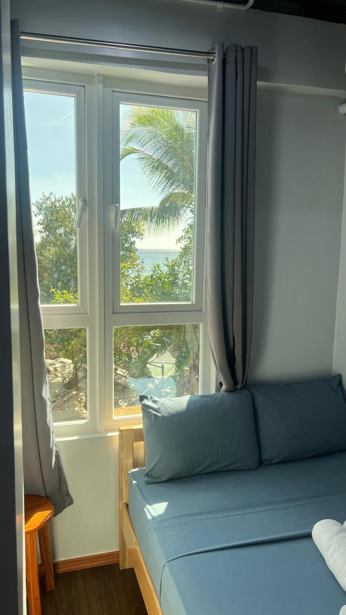 L Cafe Restobar & Lyn'S Guest House San Juan  Ngoại thất bức ảnh