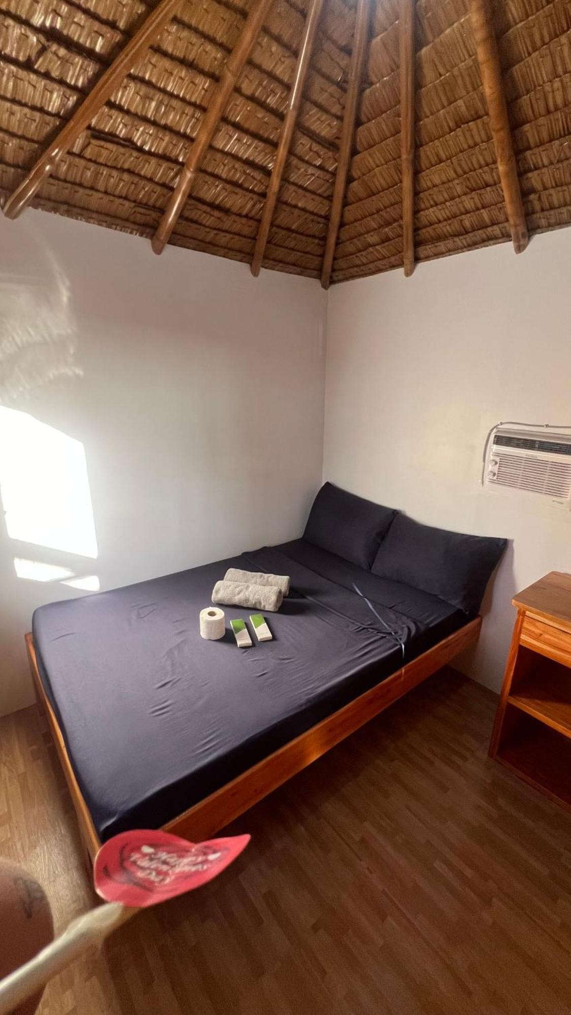 L Cafe Restobar & Lyn'S Guest House San Juan  Ngoại thất bức ảnh