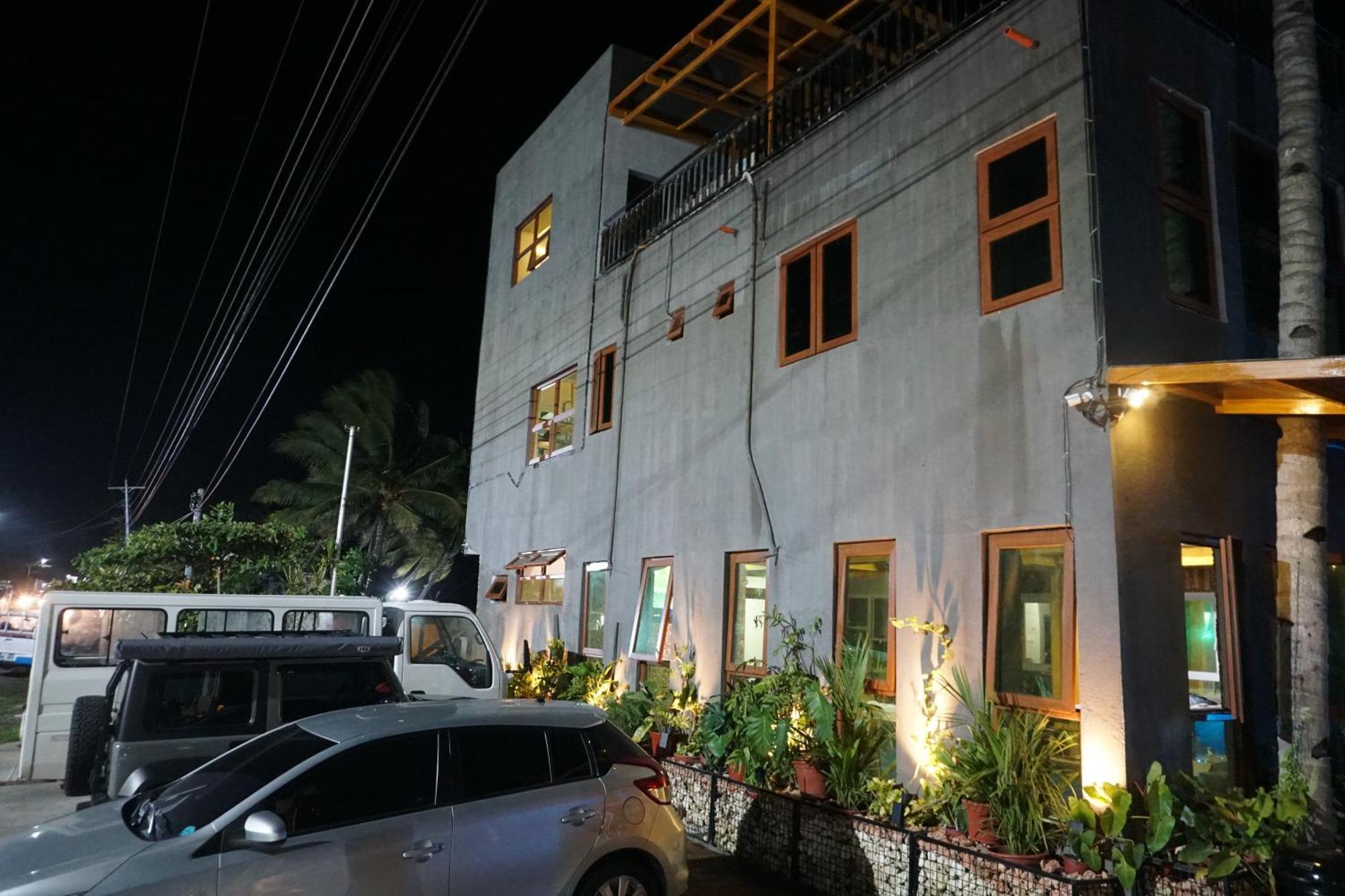 L Cafe Restobar & Lyn'S Guest House San Juan  Ngoại thất bức ảnh